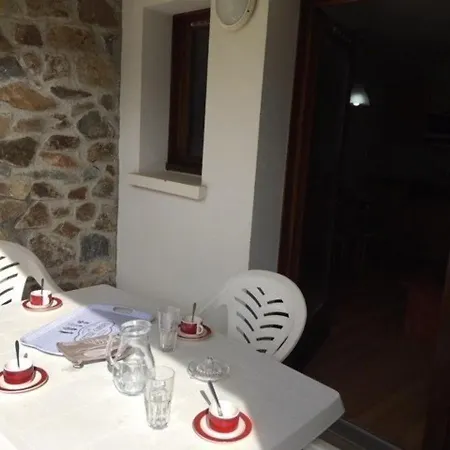 Cabine, Piscine Couverte Et Fitness, Parking, Proche Pistes, Calme, Terrasse Exposee Sud - Fr-1-404-302