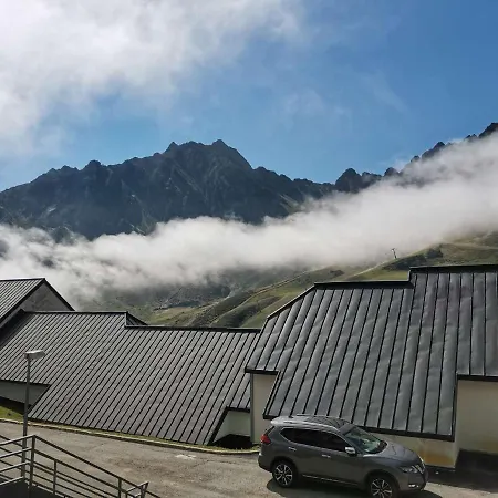 Cabine, Piscine Couverte Et Fitness, Parking, Proche Pistes, Calme, Terrasse Exposee Sud - Fr-1-404-302