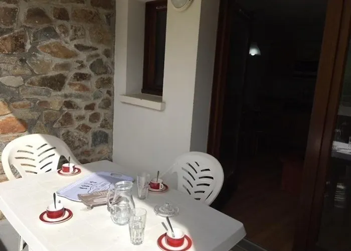 Cabine, Piscine Couverte Et Fitness, Parking, Proche Pistes, Calme, Terrasse Exposee Sud - Fr-1-404-302